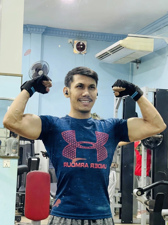 Aung Zaw Win training